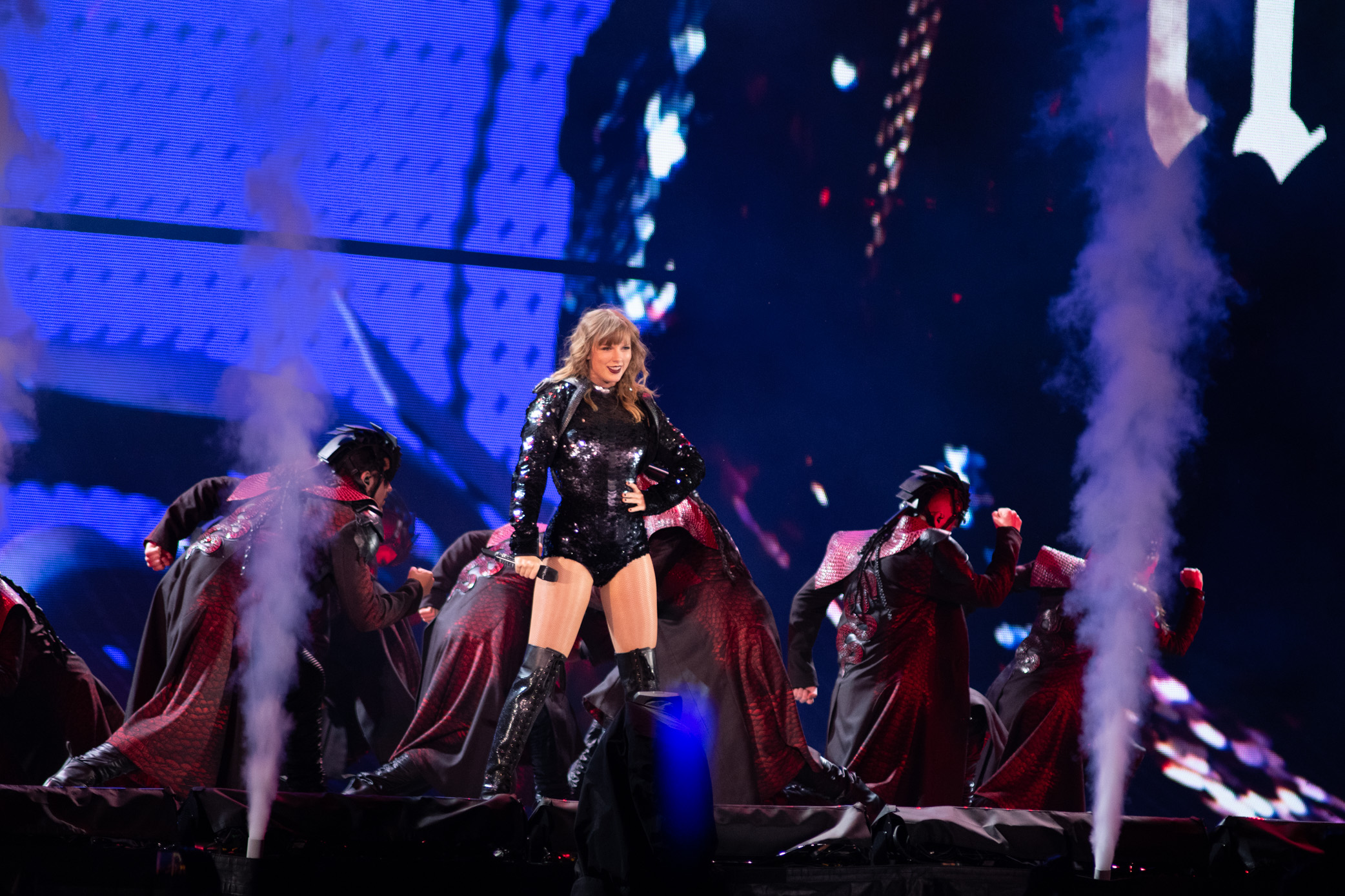 Taylor Swift – May 25th – Sports Authority Field at Mile High – Listen ...